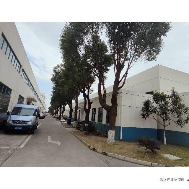 珠江路嵩山路交叉口，3号轻轨长亭站，4楼580厂房-苏州新区浒墅关厂房出租（推荐优选）