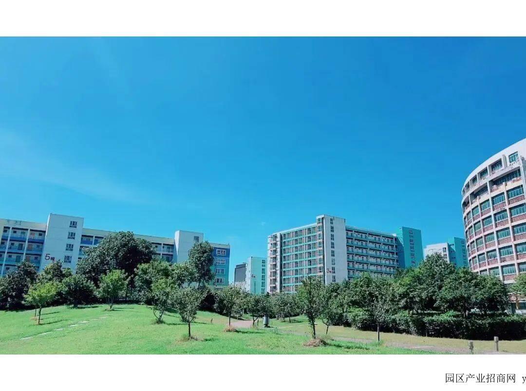周边配套实景