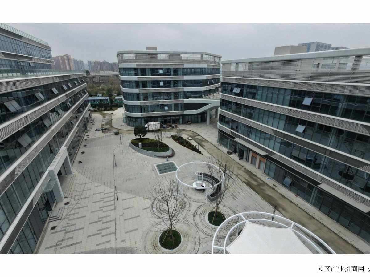 区地铁口厂房可分租-成都金牛金牛天回厂房出租（实地看房）