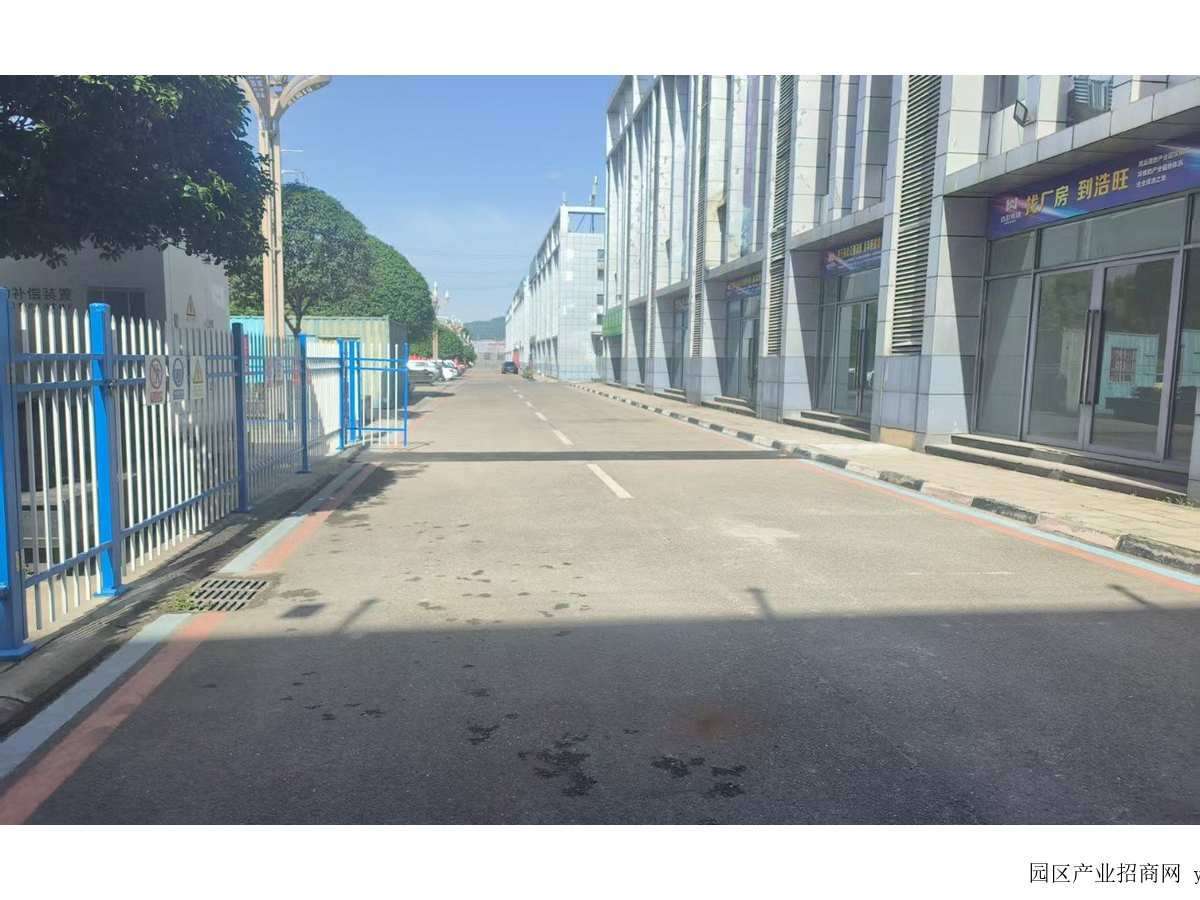 周边配套实景