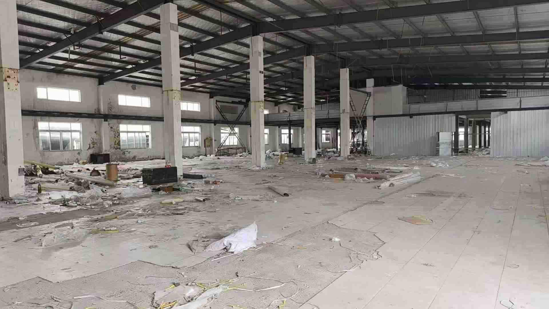 上海嘉定马陆示范区独门独院单层火车头式厂房仓库出租 产证面积3160平（即租即用）