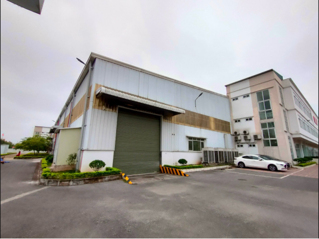 越南海防市长裔工业区厂房出租 8100平方米 独院